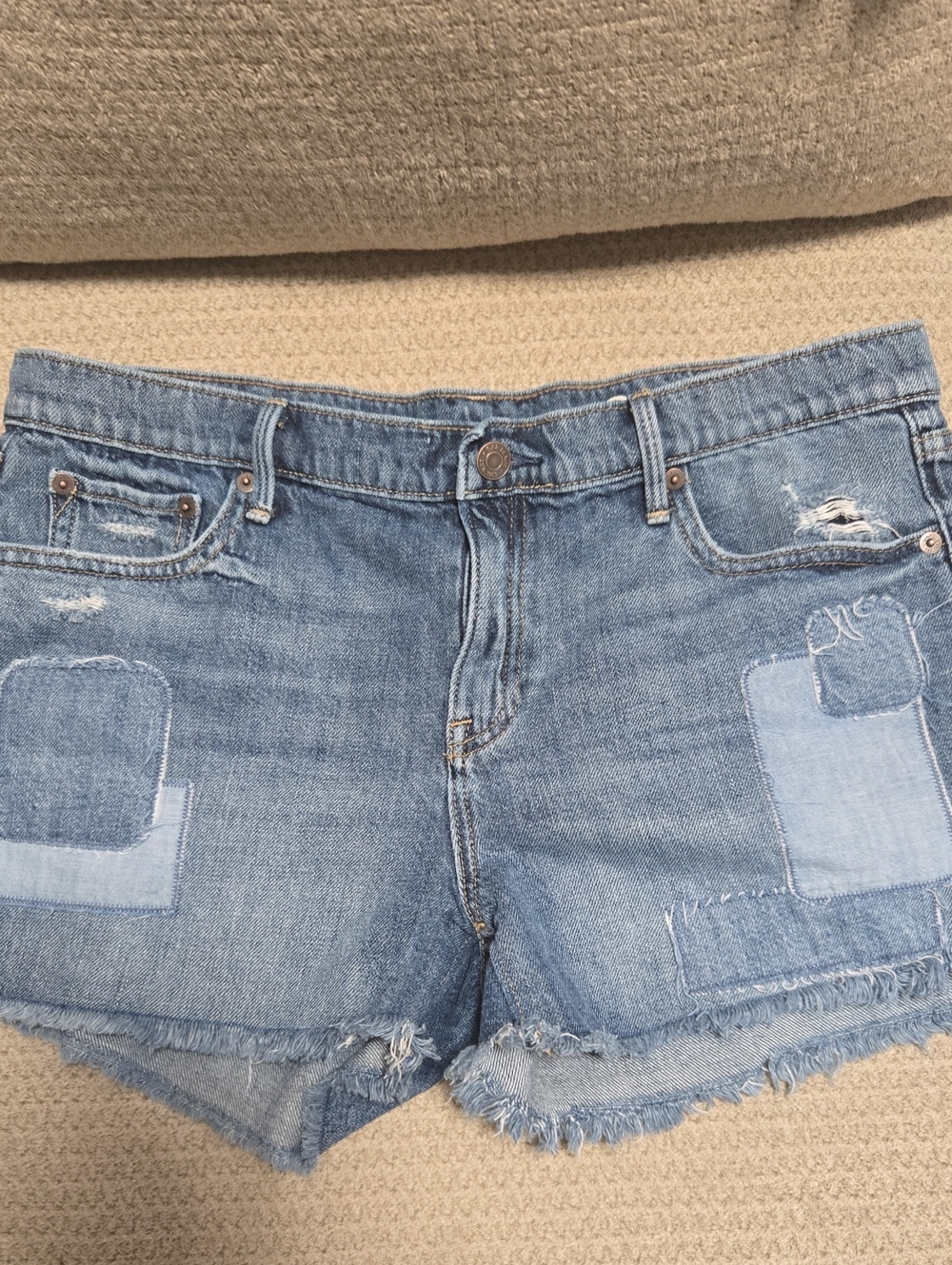 Gap Austin Girlfriend Women's Distressed Patch Shorts 30